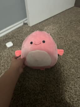 Kellytoy/Jazwares Squishmallows pink sea-creature plush - AI says Real